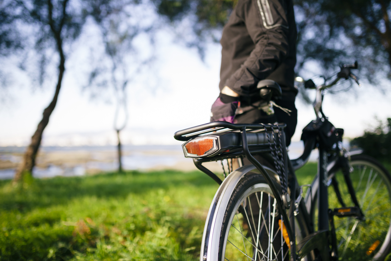 ¿Cómo funciona exactamente una batería de bicicleta?