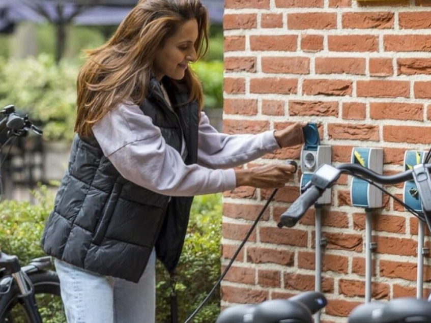 ¿Puedo sobrecargar la batería de mi e-bike?
