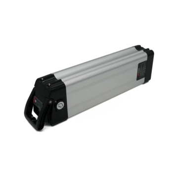 Vista en tres cuartos de la Phylion XH370-12J Silverfish 37V 12Ah Compatible en posición vertical.