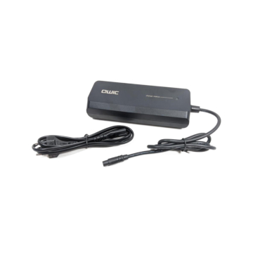 Qwic Premium i/Urban Cargador 4A rápido