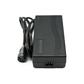 Vista frontal del cargador compatible Gazelle Impulse 42V 3A con conector Rosenberger sin adaptador.