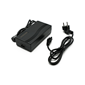 Vista tres cuartos del cargador compatible Gazelle Impulse 42V 3A con conector Rosenberger. La foto está tomada desde un ángulo alto.
