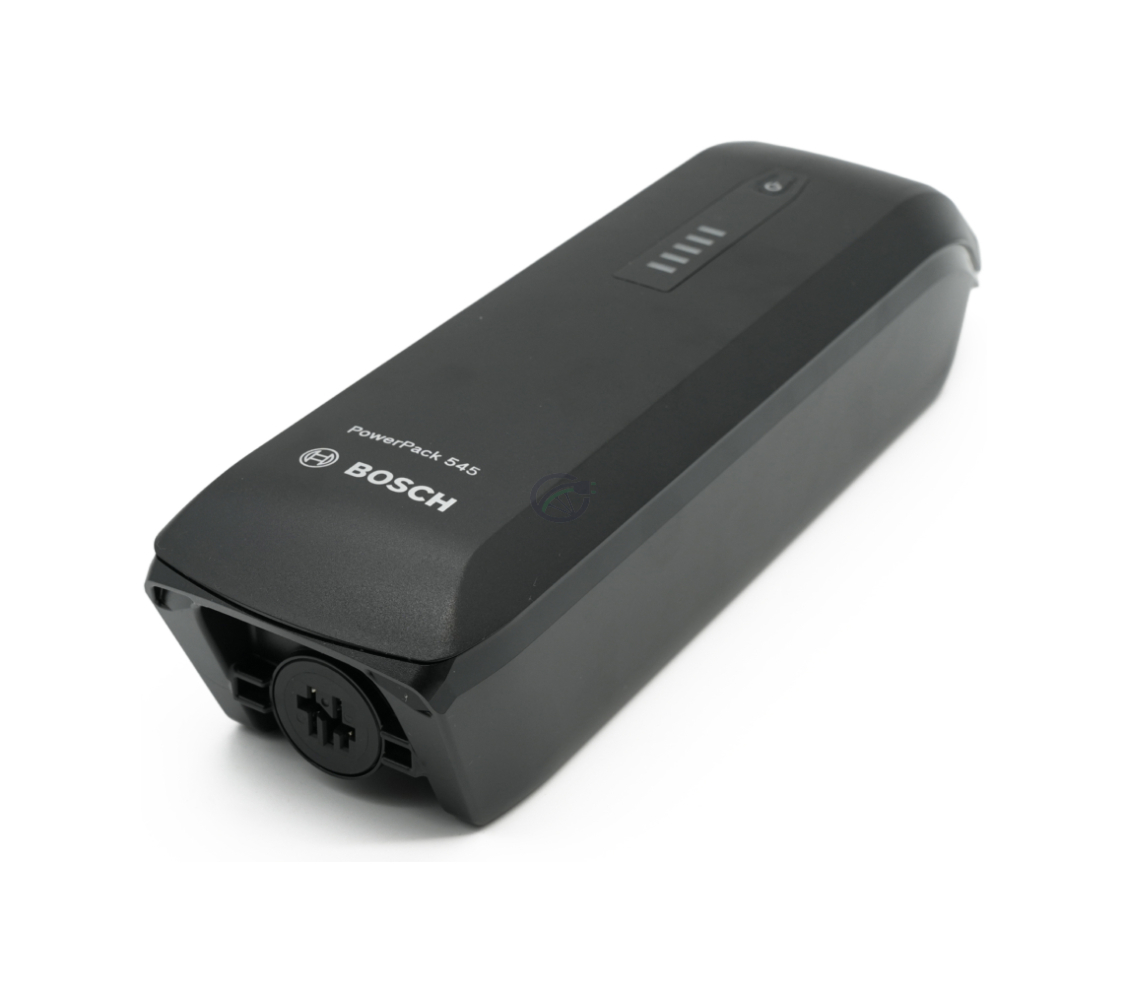 Vista en tres cuartos de la batería de bicicleta Bosch Powerpack 545 SMART Frame tomada desde la derecha.