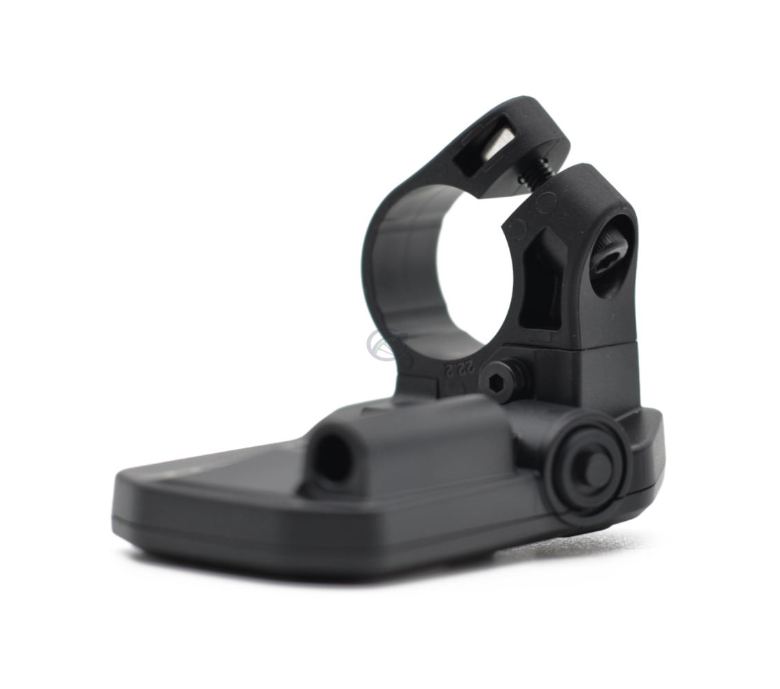 Sistema de fijación del ciclocomputador Shimano Steps display SC-E5000. La pantalla está ligeramente al revés.