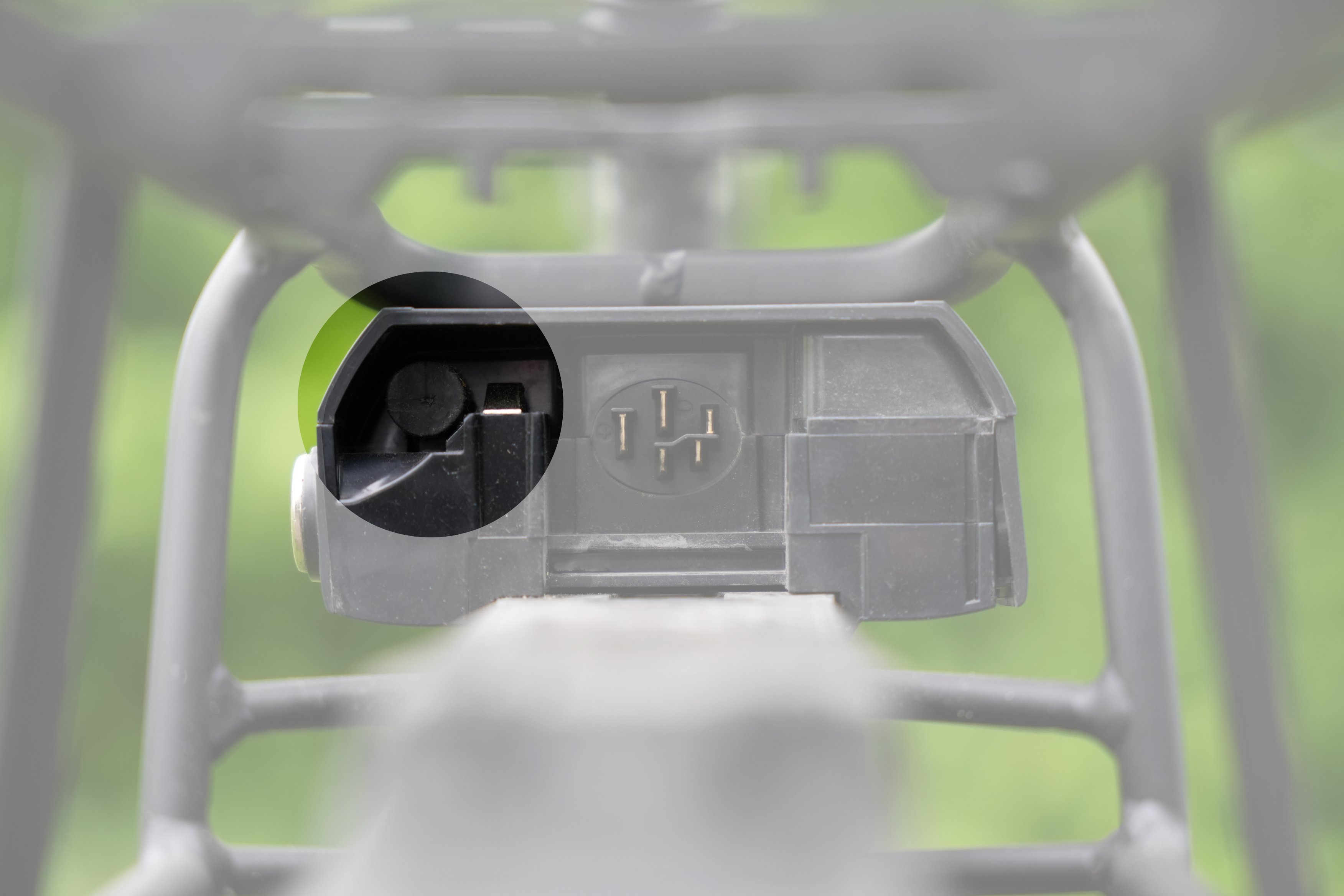 Haal de buffer nu uit de connectorbox